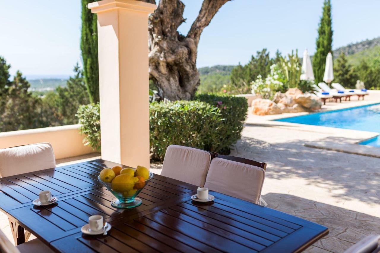 Villa Ca Na Vinya Cala Tarida  Extérieur photo
