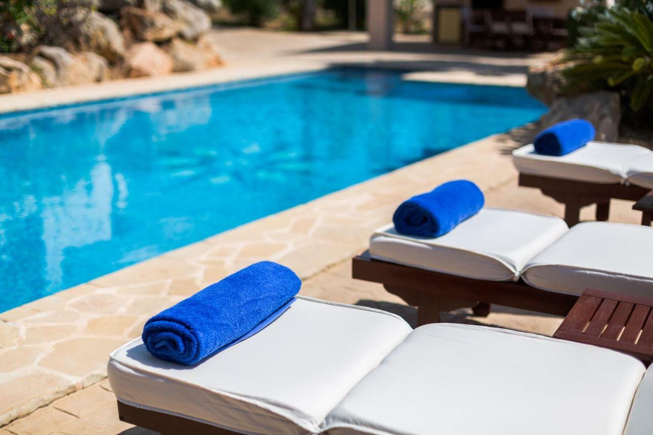 Villa Ca Na Vinya Cala Tarida  Extérieur photo
