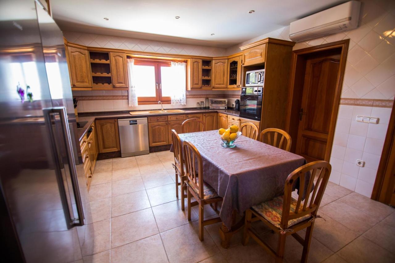 Villa Ca Na Vinya Cala Tarida  Extérieur photo